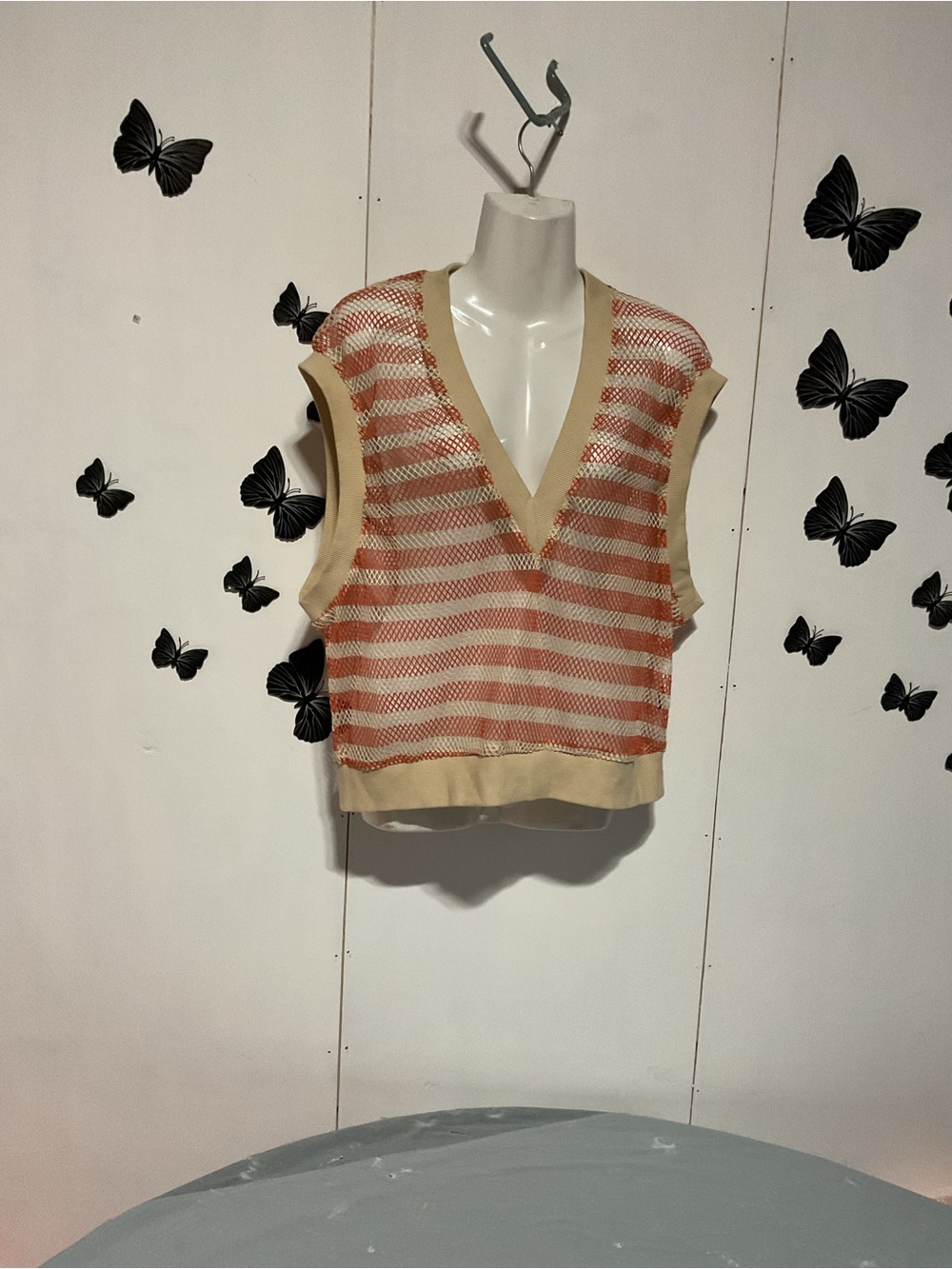 Striped V-Neck Knit Vest in Peach and Cream